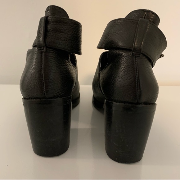 Jeffrey Campbell cut out leather booties with buckle - Picture 7 of 9